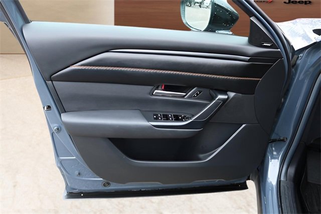 Used 2024 MAZDA CX-50 AWD 2.5 S w/ Cargo Package image 11