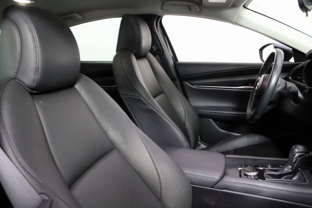 Used 2020 MAZDA MAZDA3 Sedan w/ Select Package image 11
