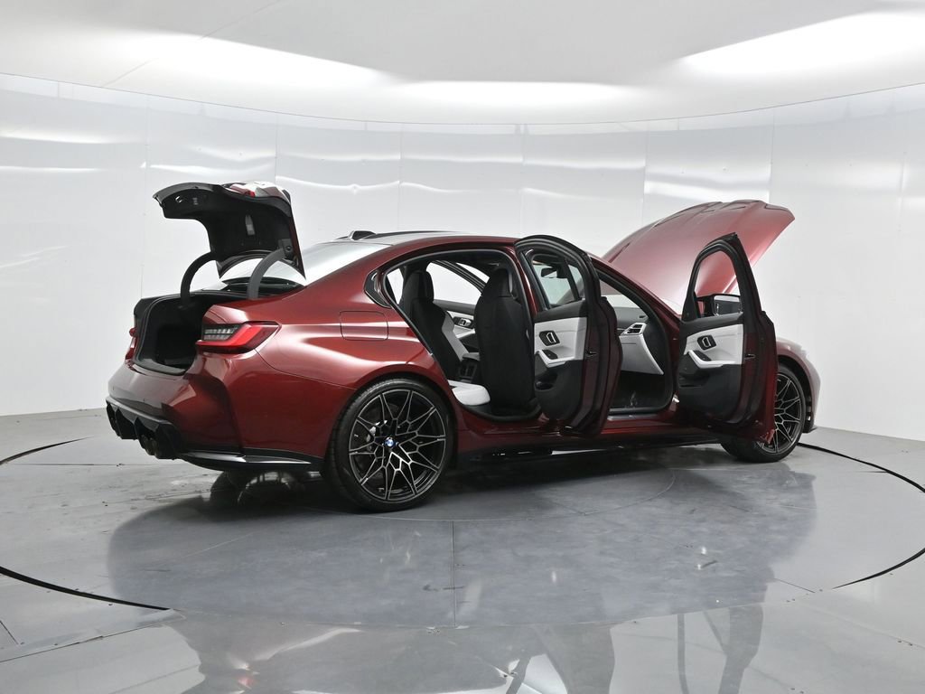 Used 2025 BMW M3 w/ Executive Package image 33