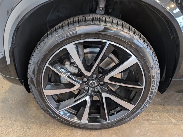 Used 2024 Volvo XC90 B6 Plus w/ Protection Package Premier image 9