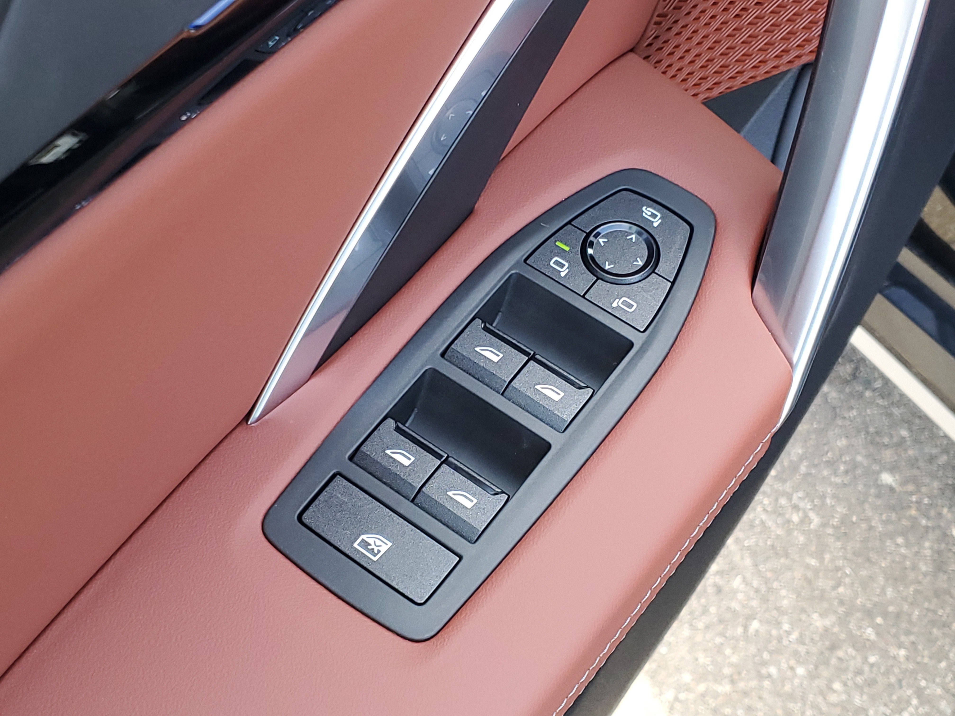 New 2026 BMW X1 xDrive28i w/ Technology Package image 6