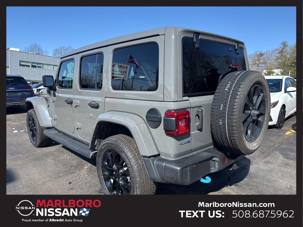 Used 2022 Jeep Wrangler Unlimited Sahara w/ Cold Weather Group image 5