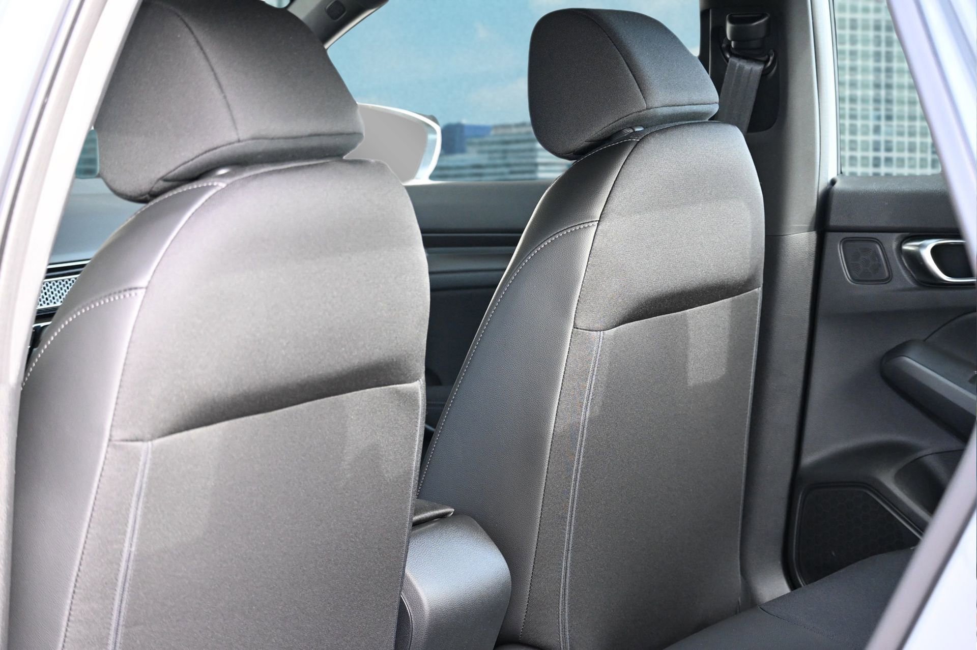 New 2025 Honda Civic Sport image 16