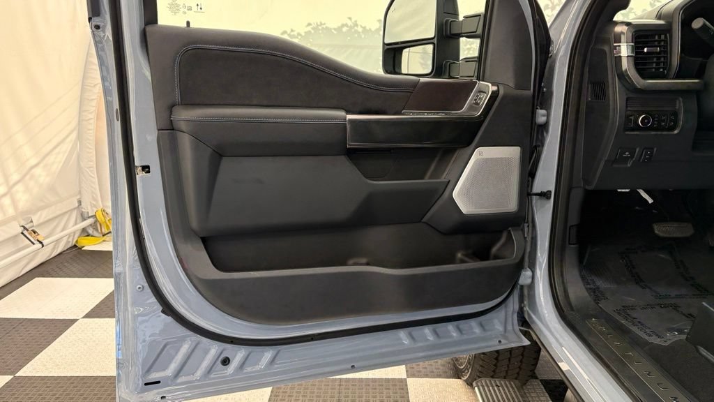 New 2026 Ford F350 Platinum AWD/4WD image 16