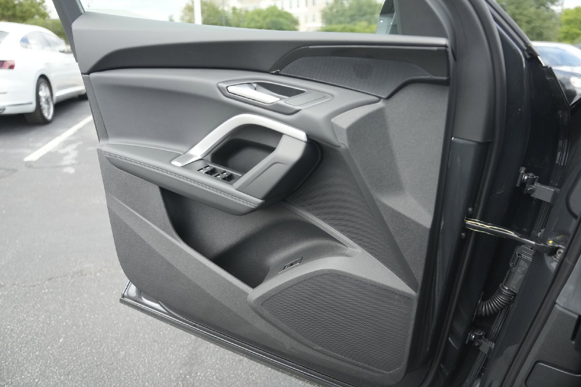 New 2025 Audi Q5 Premium image 12