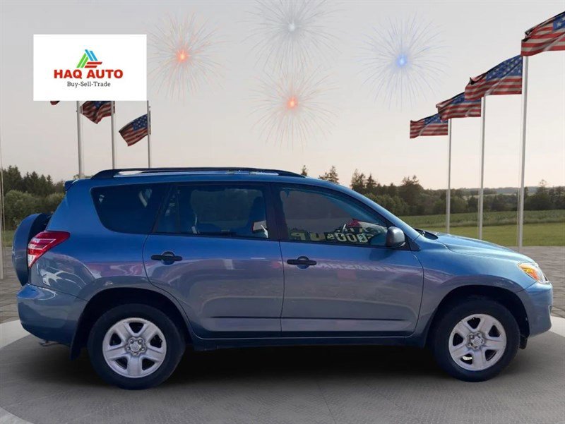 Used 2011 Toyota RAV4 Sport Utility 4D image 4