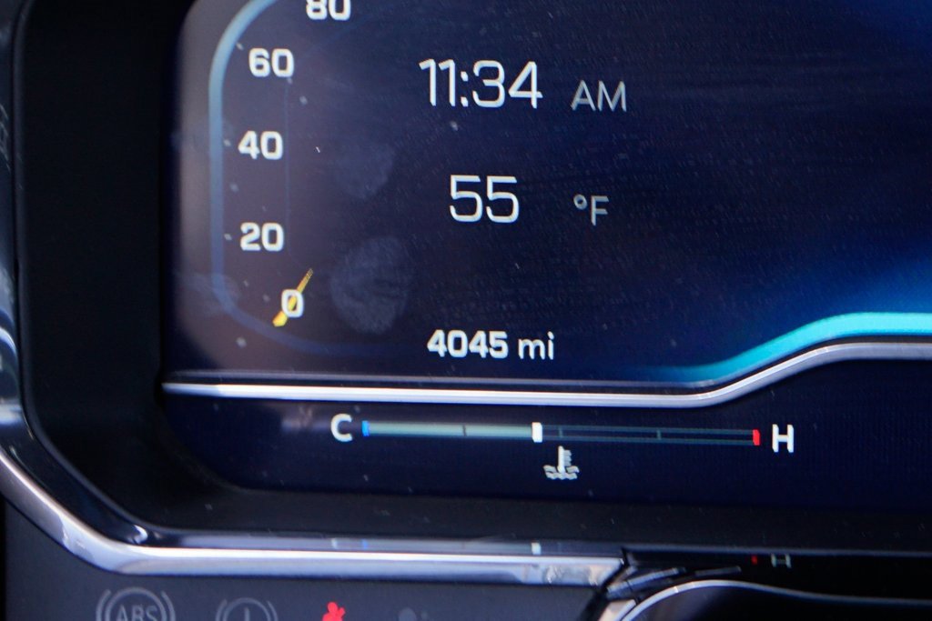 Used 2025 Chevrolet Silverado 3500 LT w/ Convenience Package image 21