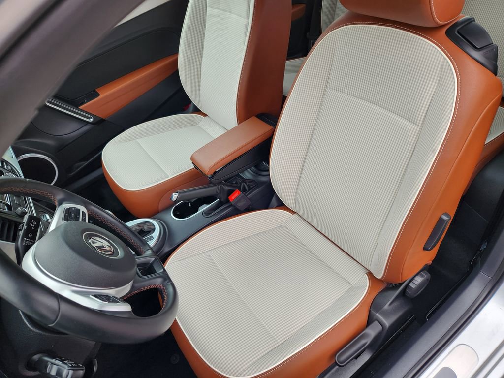 Used 2015 Volkswagen Beetle 1.8T image 10