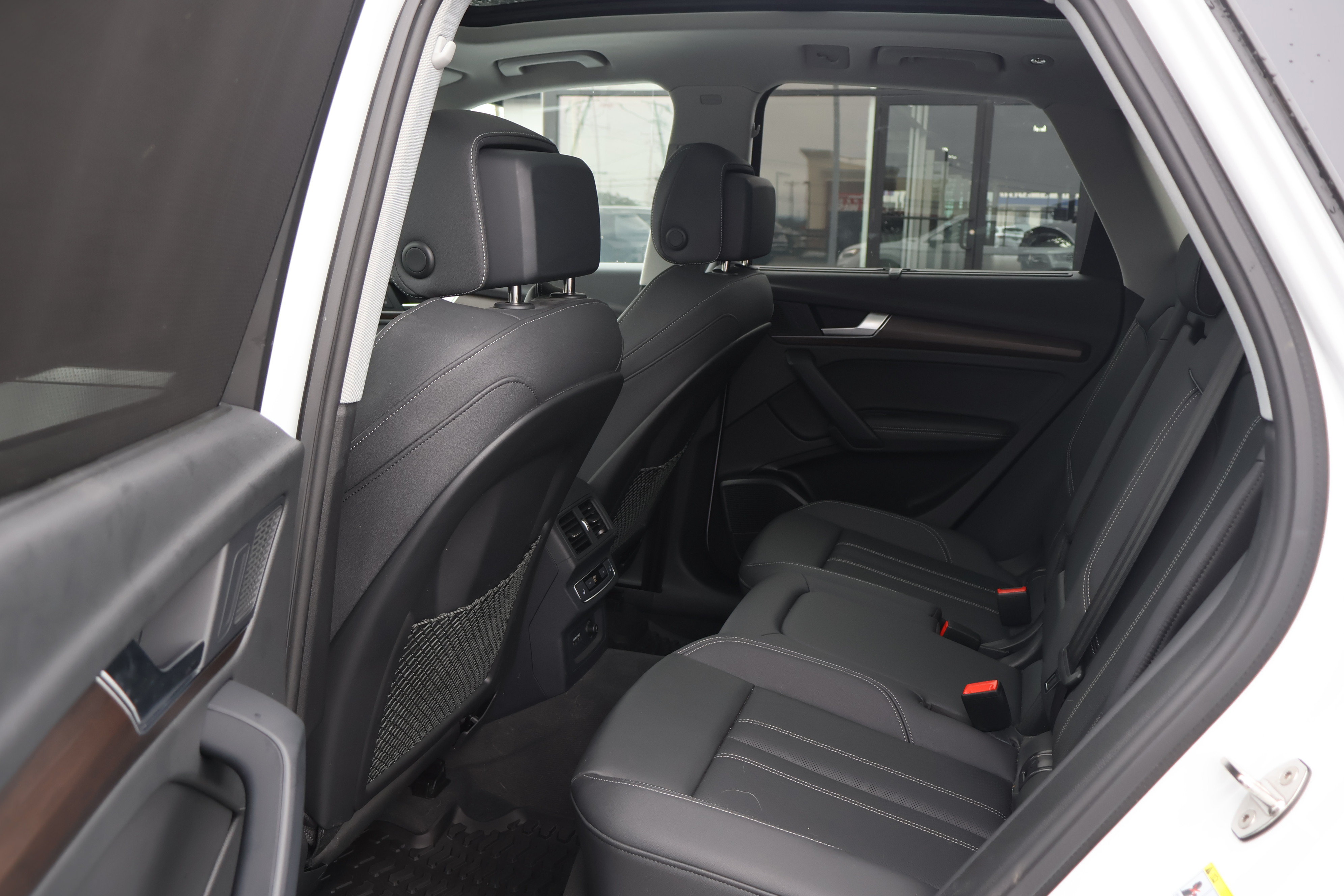 Used 2023 Audi Q5 e Prestige AWD/4WD image 17