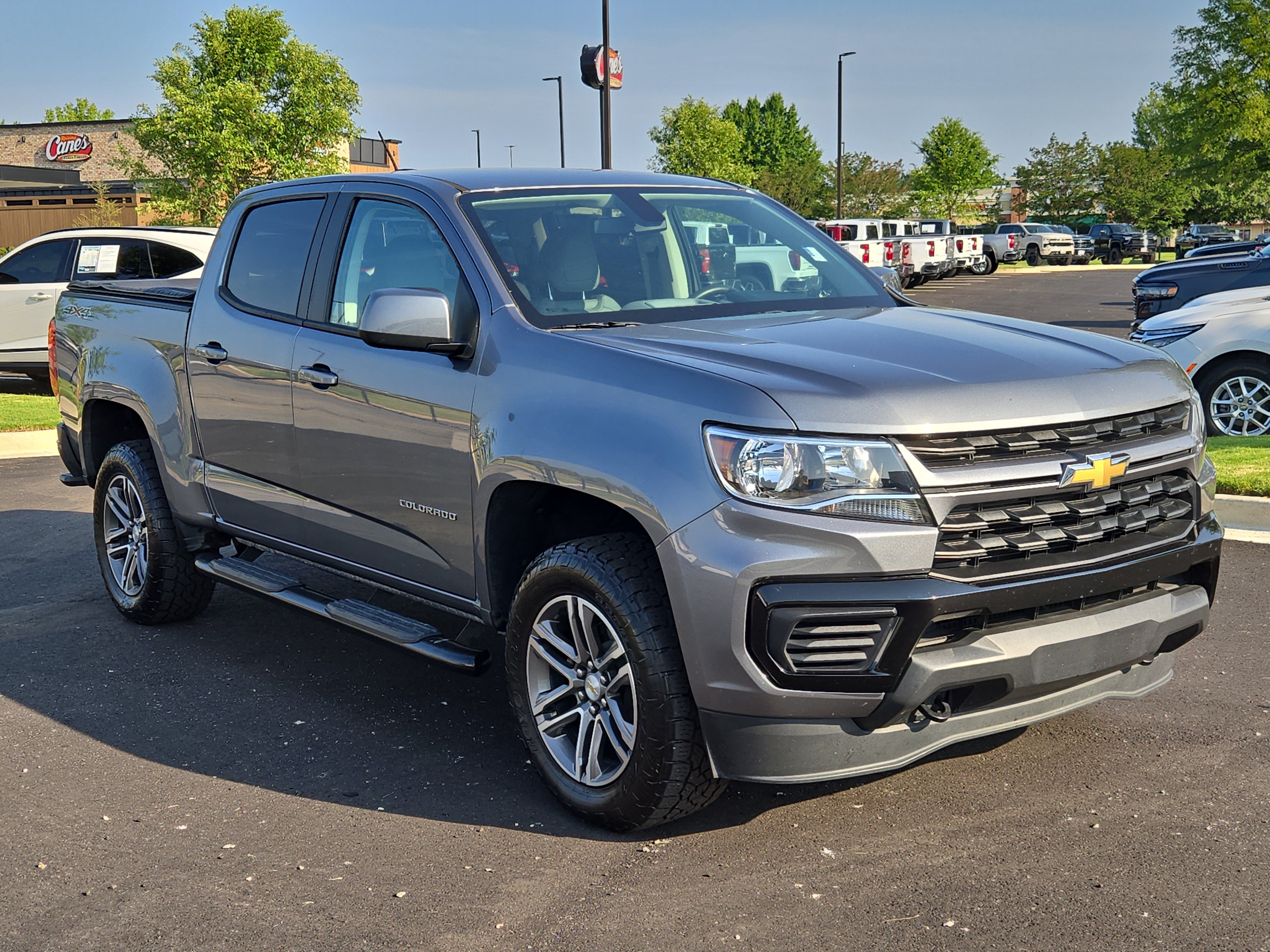 Certified 2022 Chevrolet Colorado W/T w/ Custom Special Edition AWD/4WD image 4
