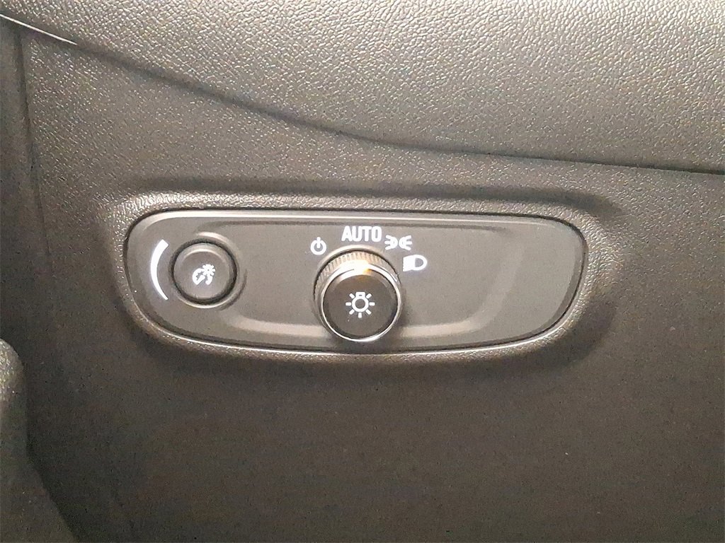 Certified 2024 Chevrolet Equinox RS image 23