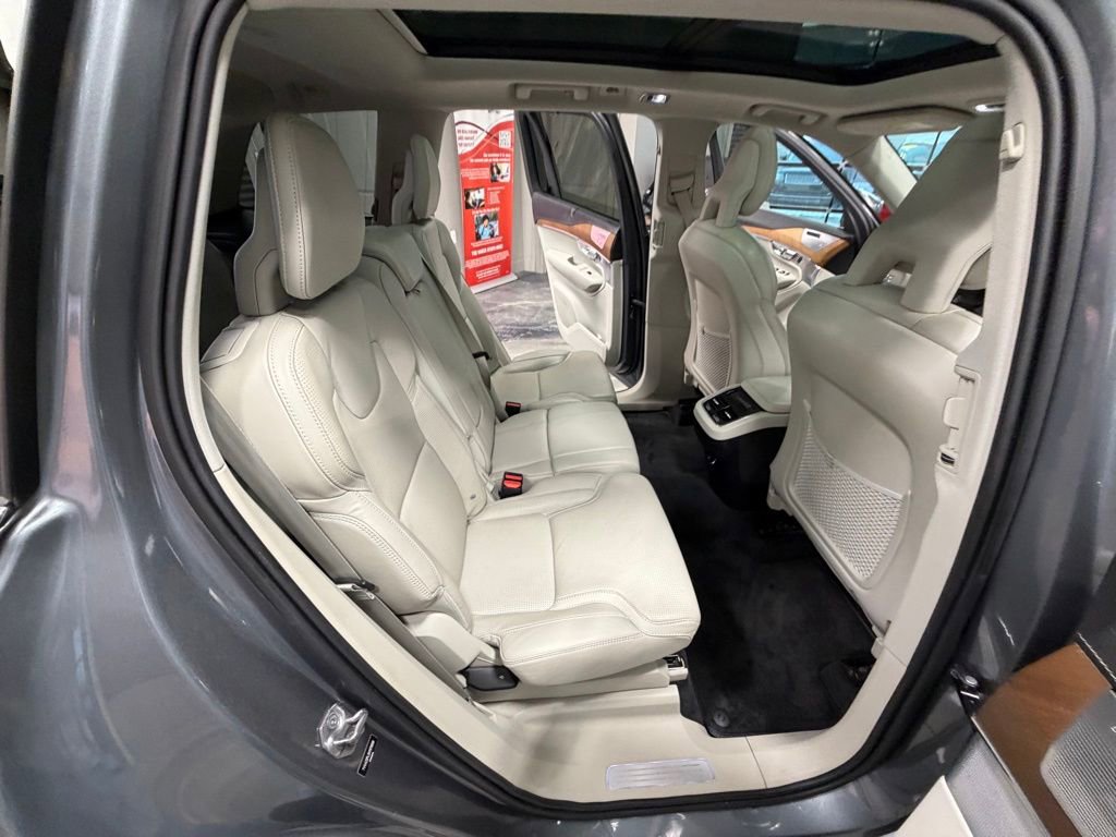 Used 2017 Volvo XC90 T6 Inscription w/ Vision Package image 51