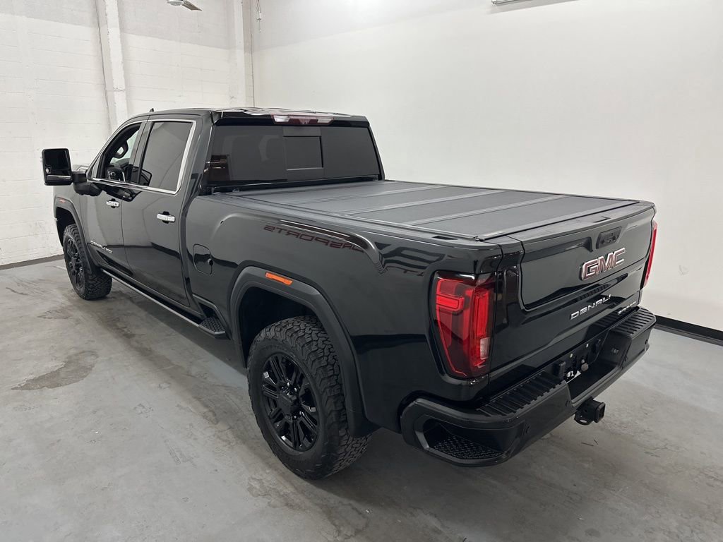 Used 2021 GMC Sierra 2500 Denali w/ Denali Black Diamond Edition image 18