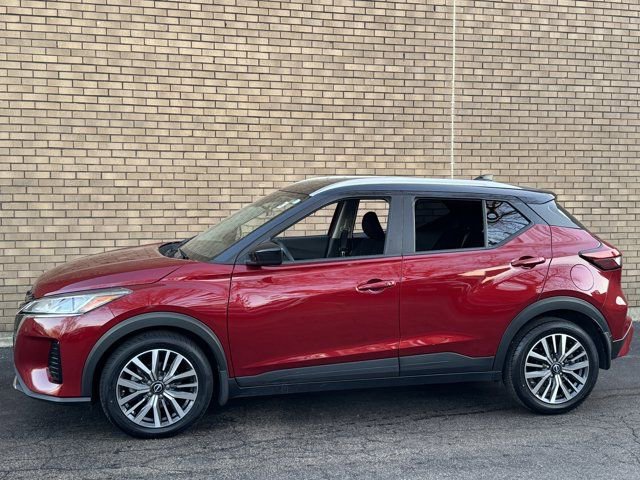 Used 2023 Nissan Kicks SV image 32