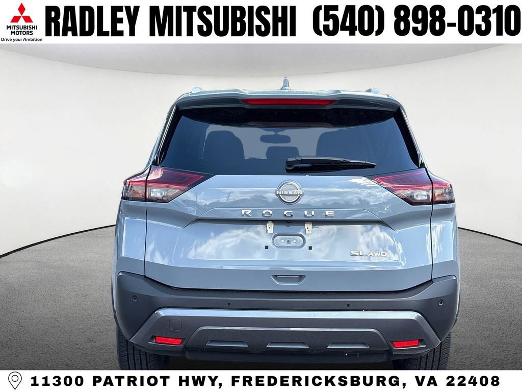 Used 2023 Nissan Rogue SL AWD/4WD image 19