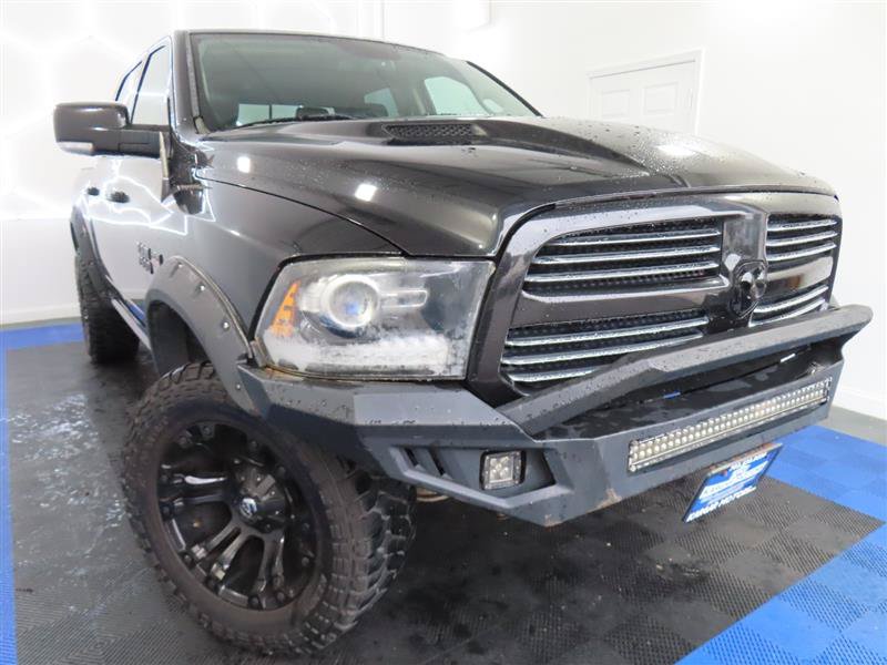 Used 2016 RAM 1500 Sport w/ Black Ram 1500 Sport Group AWD/4WD image 2