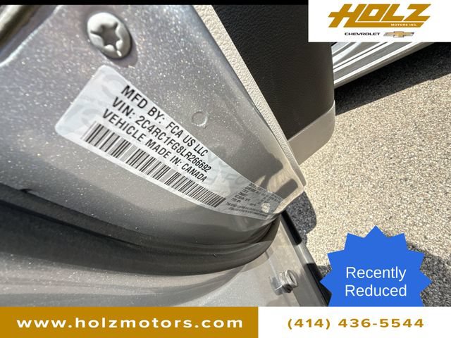 Used 2020 Chrysler Pacifica Touring FWD image 32