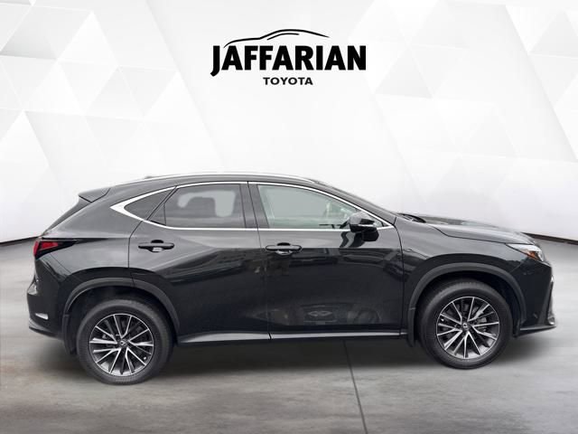 Used 2024 Lexus NX 350 AWD w/ Premium Package image 4