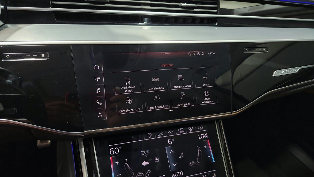 Used 2020 Audi S8 L w/ S8 Executive Package AWD/4WD image 28