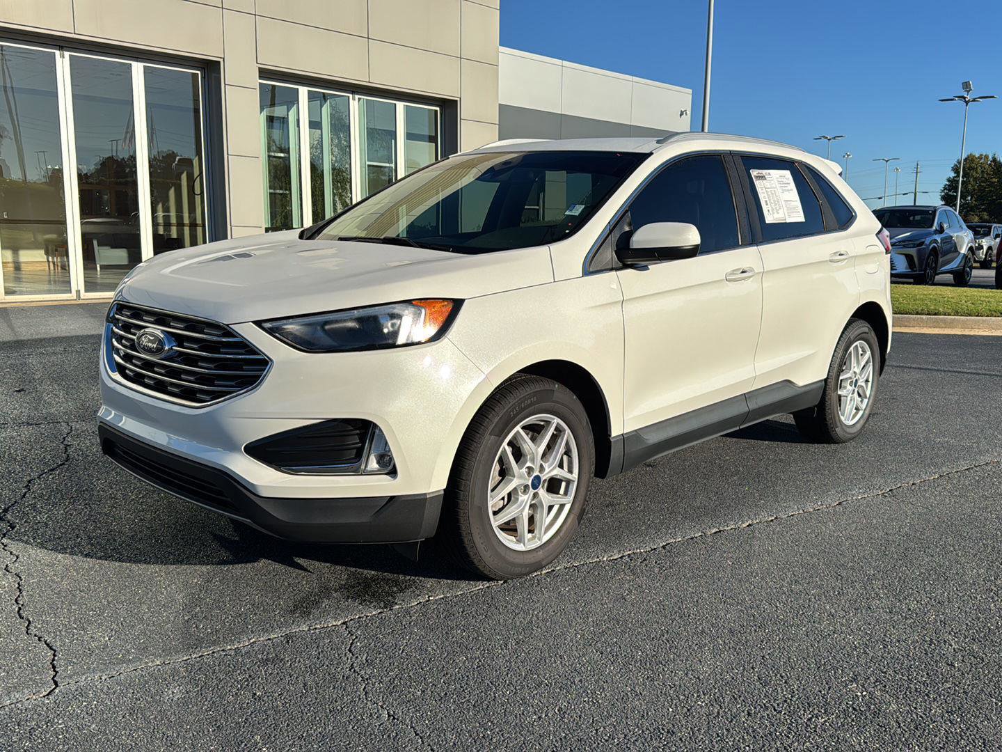 Used 2022 Ford Edge SEL w/ Convenience Package
