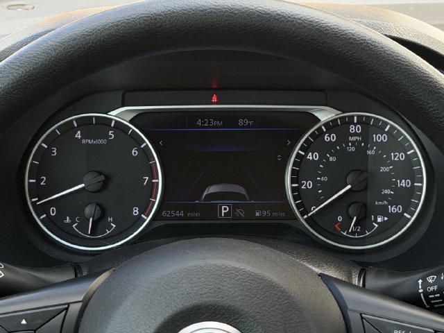 Used 2024 Nissan Sentra SV FWD image 17