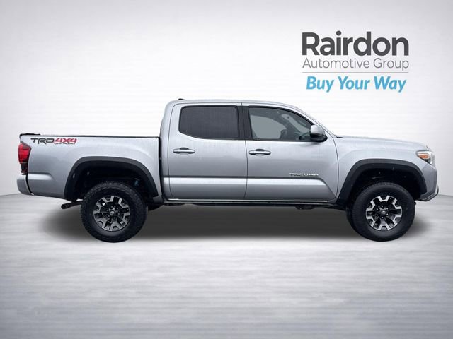 Used 2018 Toyota Tacoma TRD Off-Road image 9