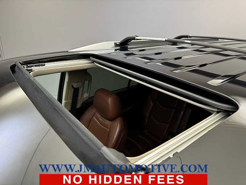 Used 2019 Cadillac Escalade ESV Luxury AWD/4WD image 10