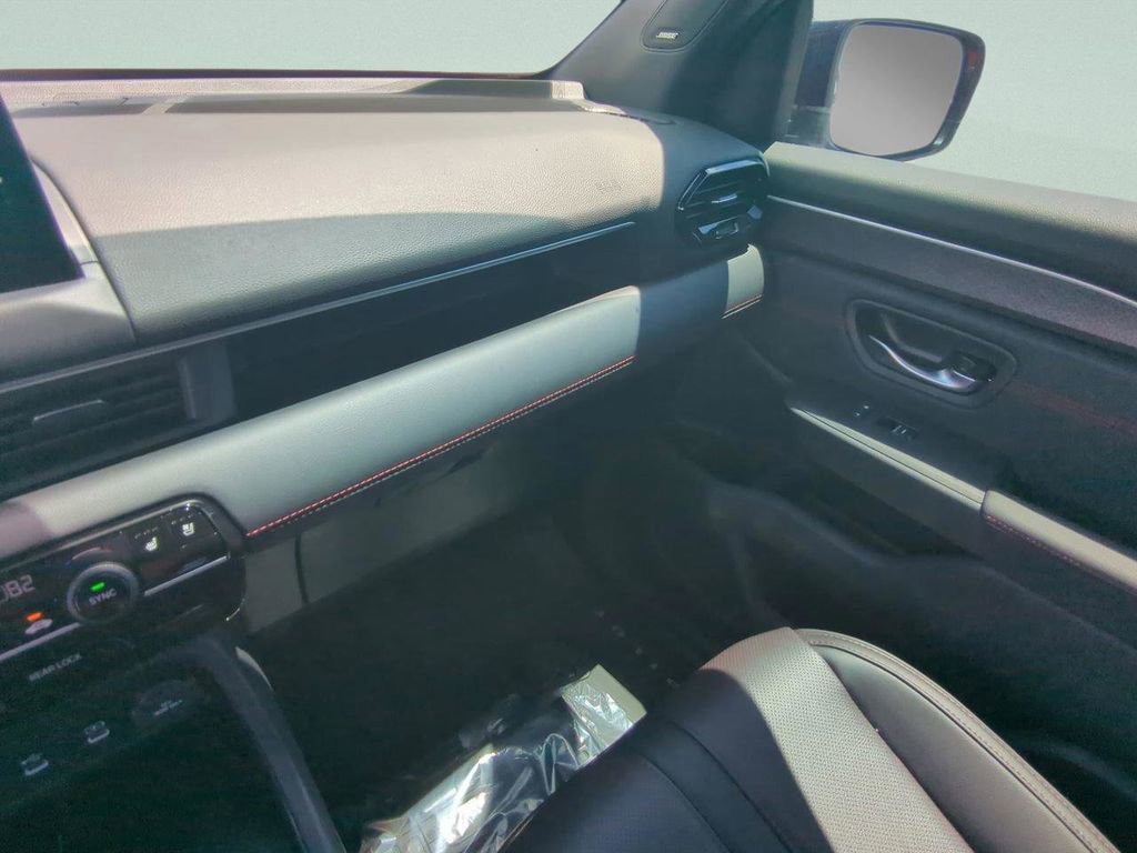 New 2026 Honda Pilot Black Edition image 17