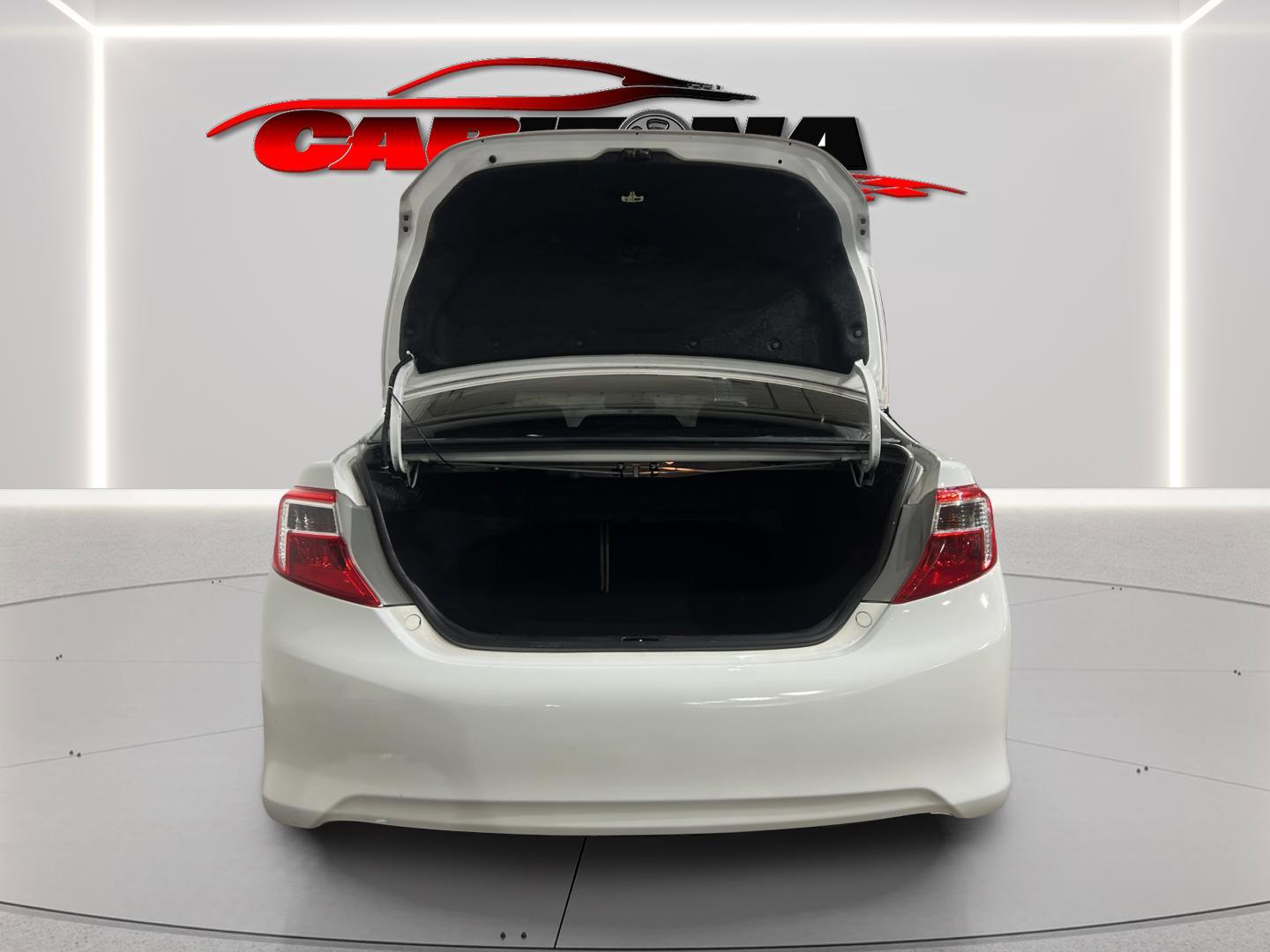 Used 2014 Toyota Camry L FWD image 22