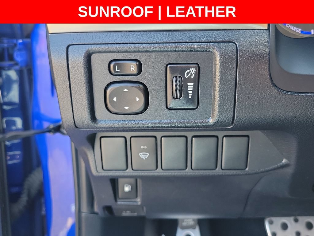 Used 2015 Lexus CT 200h w/ F Sport w/Nuluxe Interior FWD image 24