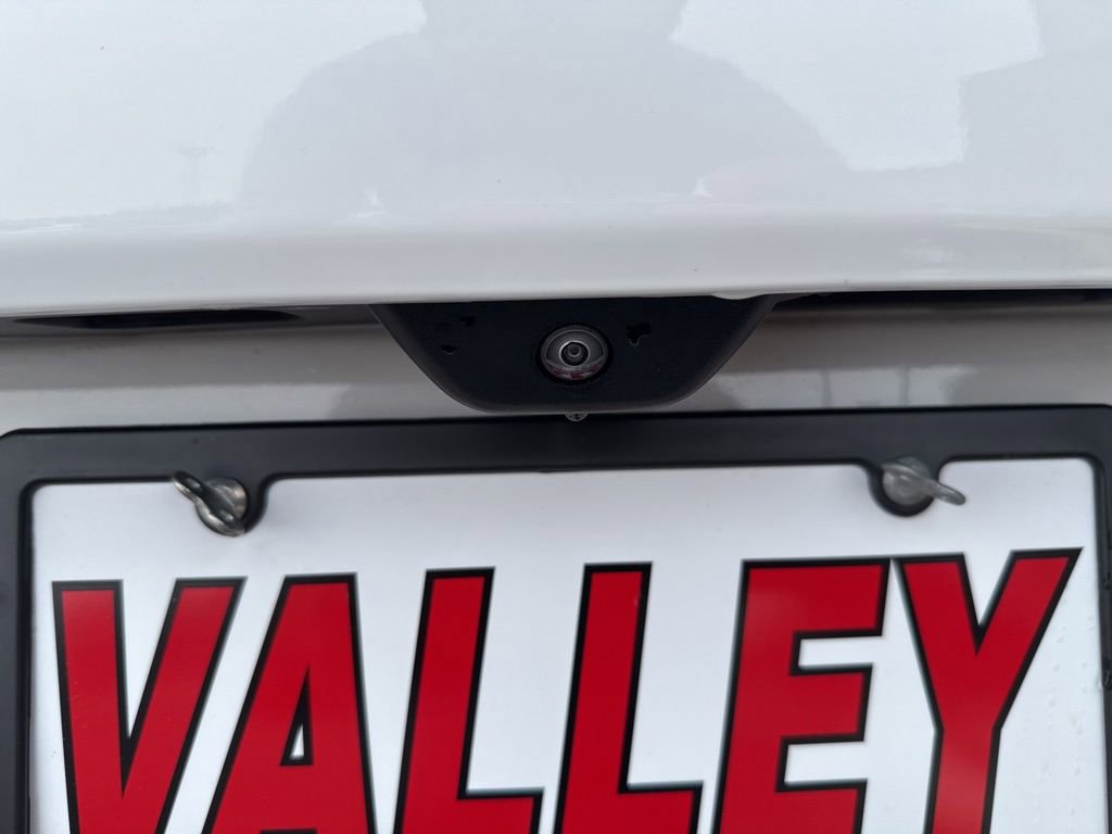 Used 2024 Jeep Grand Cherokee Laredo X image 4