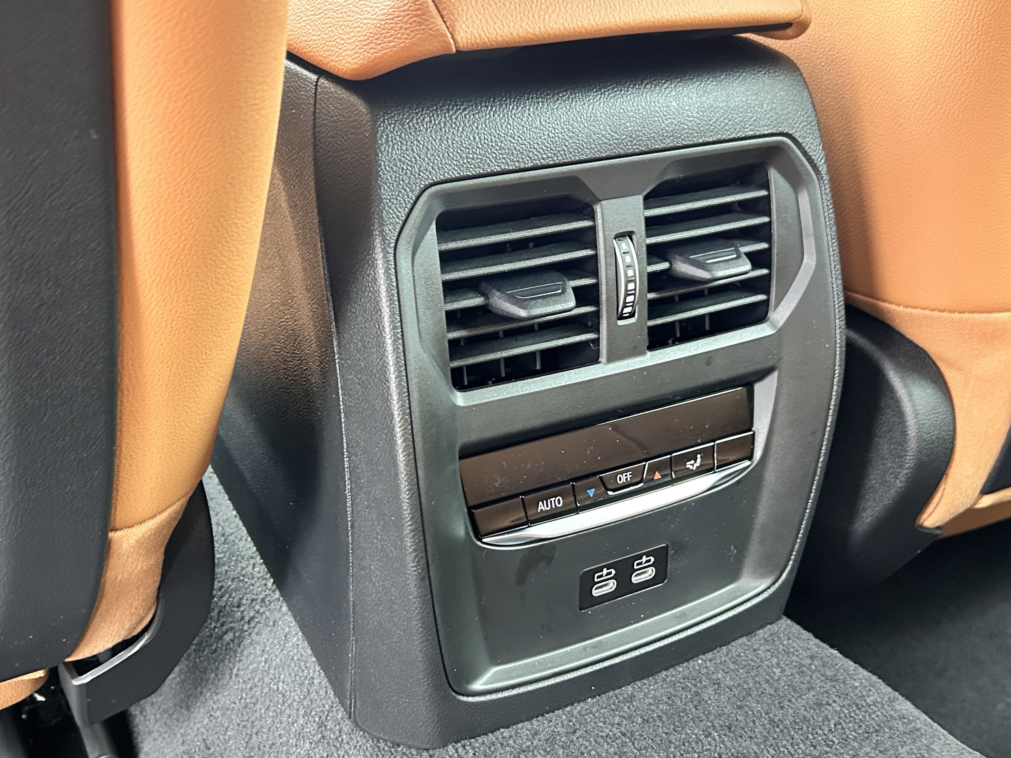 Used 2026 BMW i4 eDrive40 w/ Parking Assistance Package image 31