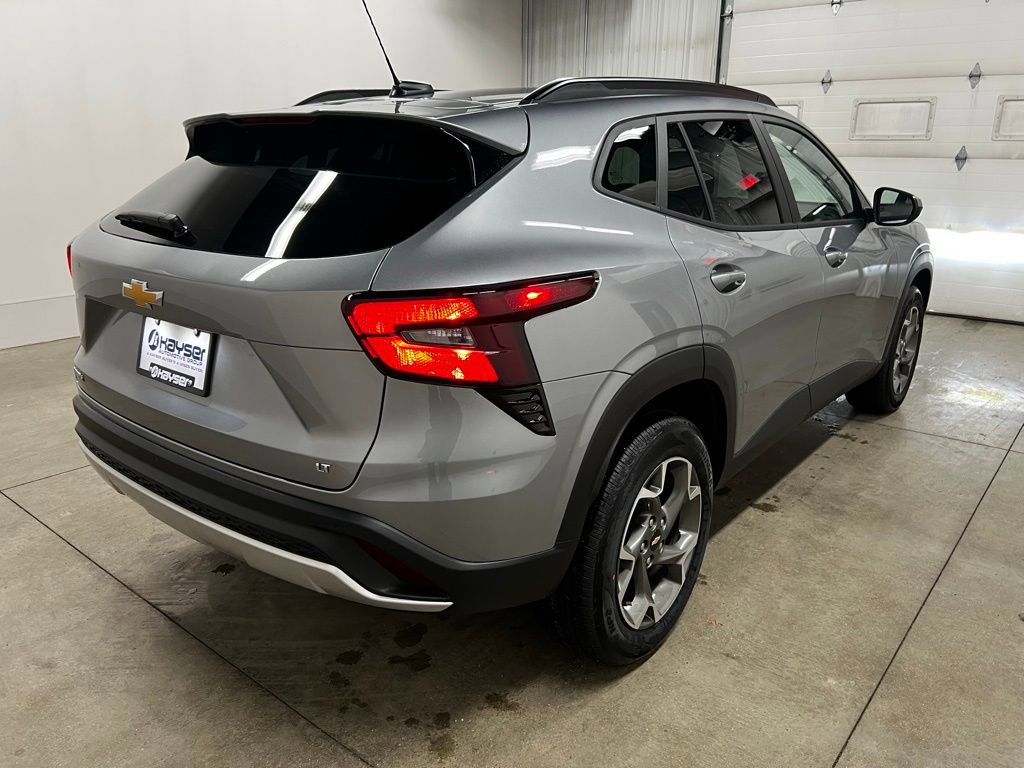 New 2026 Chevrolet Trax LT w/ Driver Confidence Package image 5