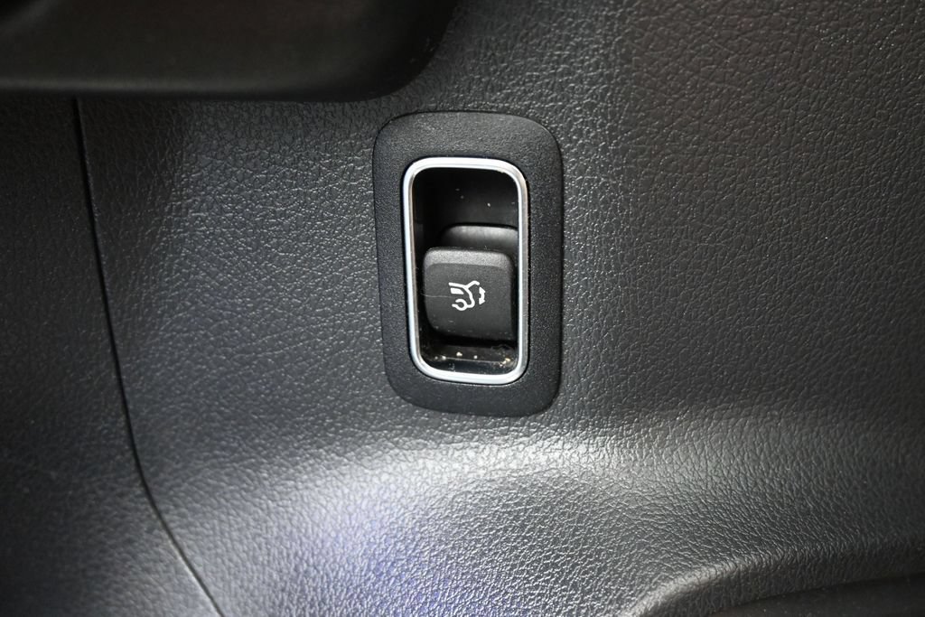 Used 2021 Mercedes-Benz GLA 250 image 13