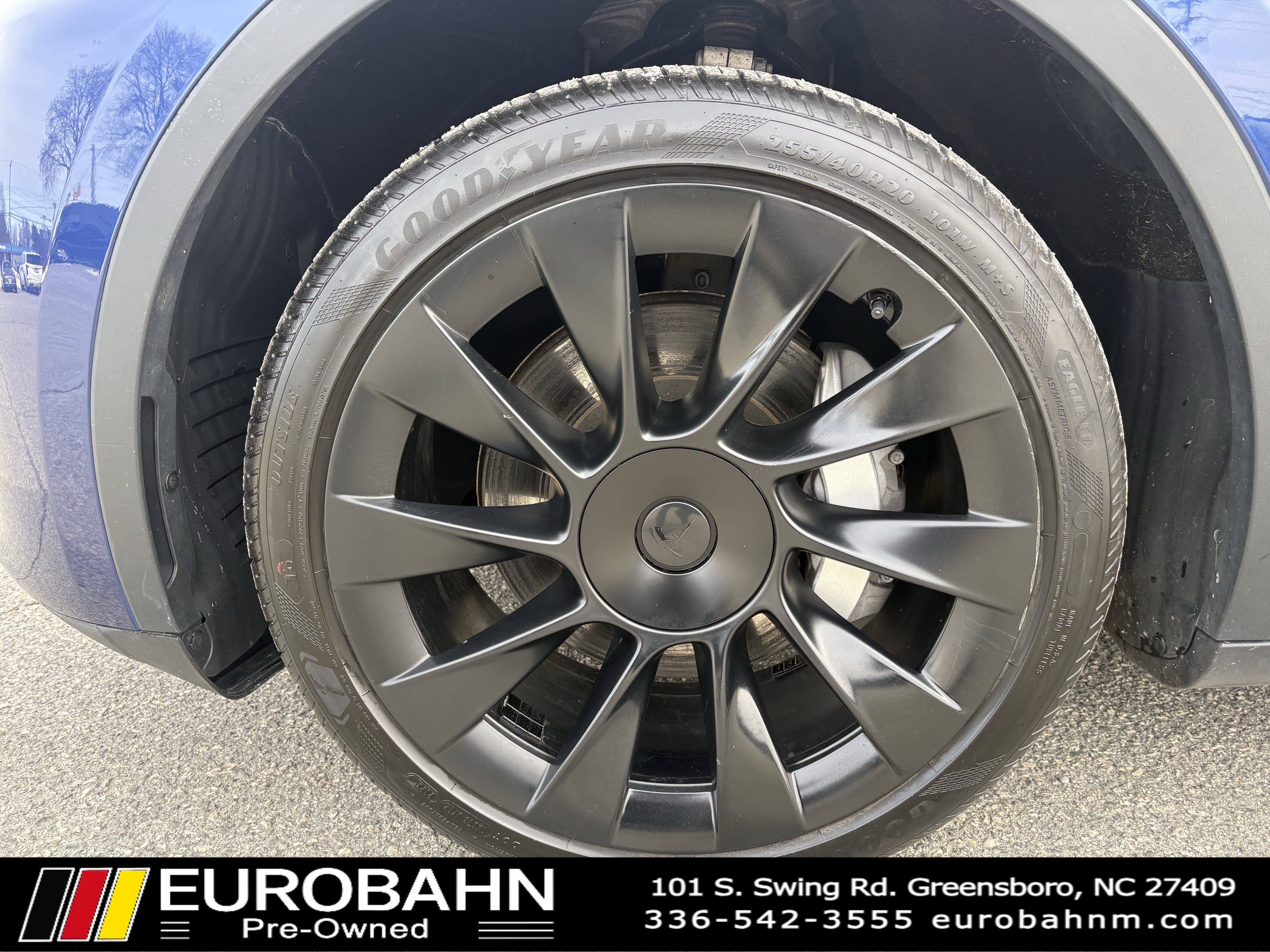 Used 2023 Tesla Model Y Long Range image 32