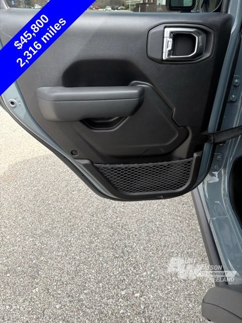 Used 2026 Jeep Wrangler Unlimited Rubicon AWD/4WD image 27
