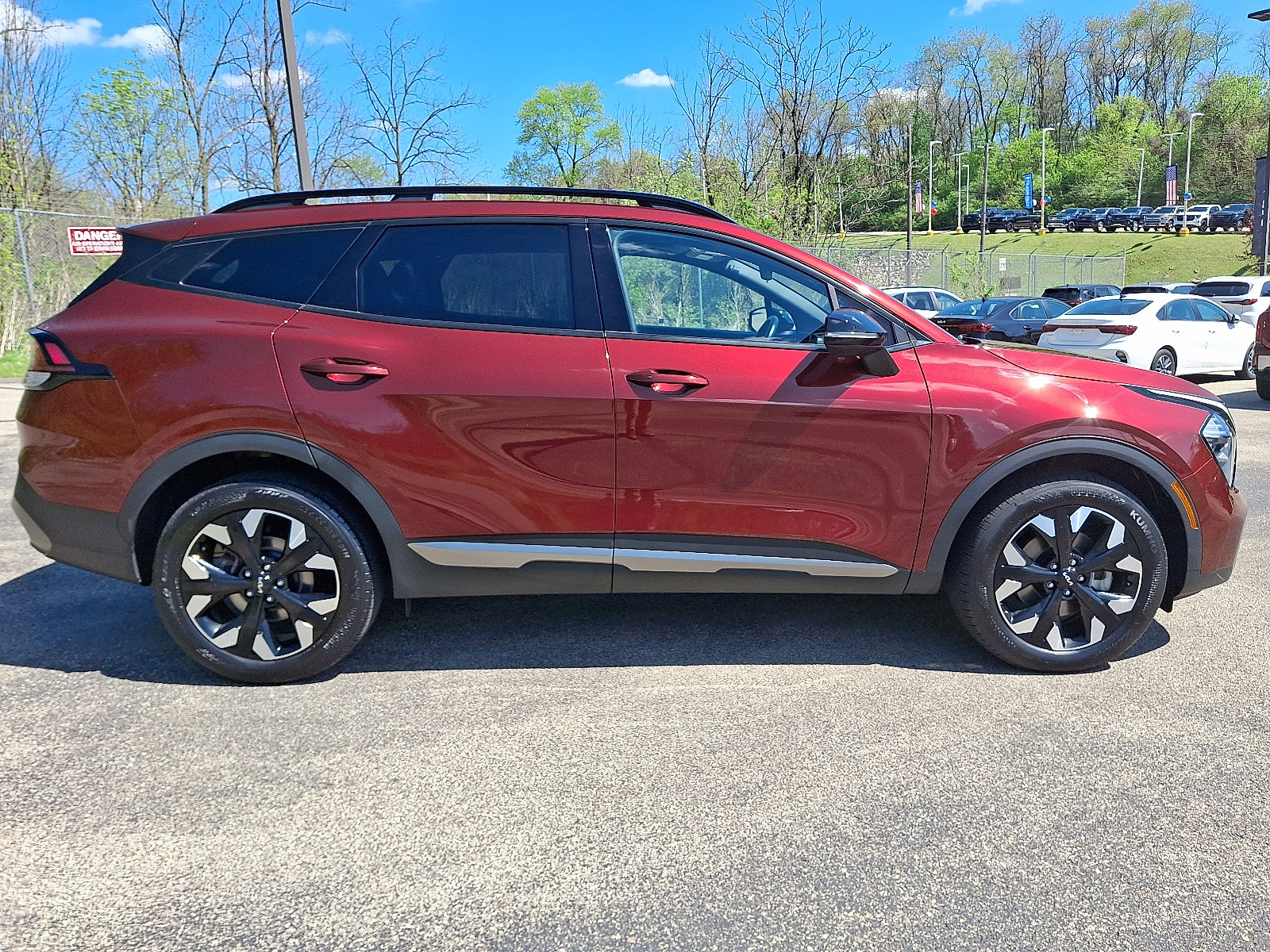 Used 2023 Kia Sportage X-Line w/ X-Line Premium Package AWD/4WD image 7