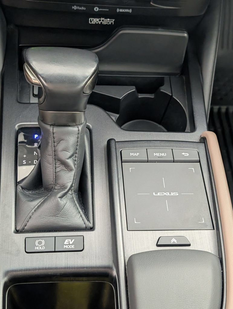 Used 2022 Lexus ES 300h Ultra Luxury w/ Protection Package (P3) FWD image 23