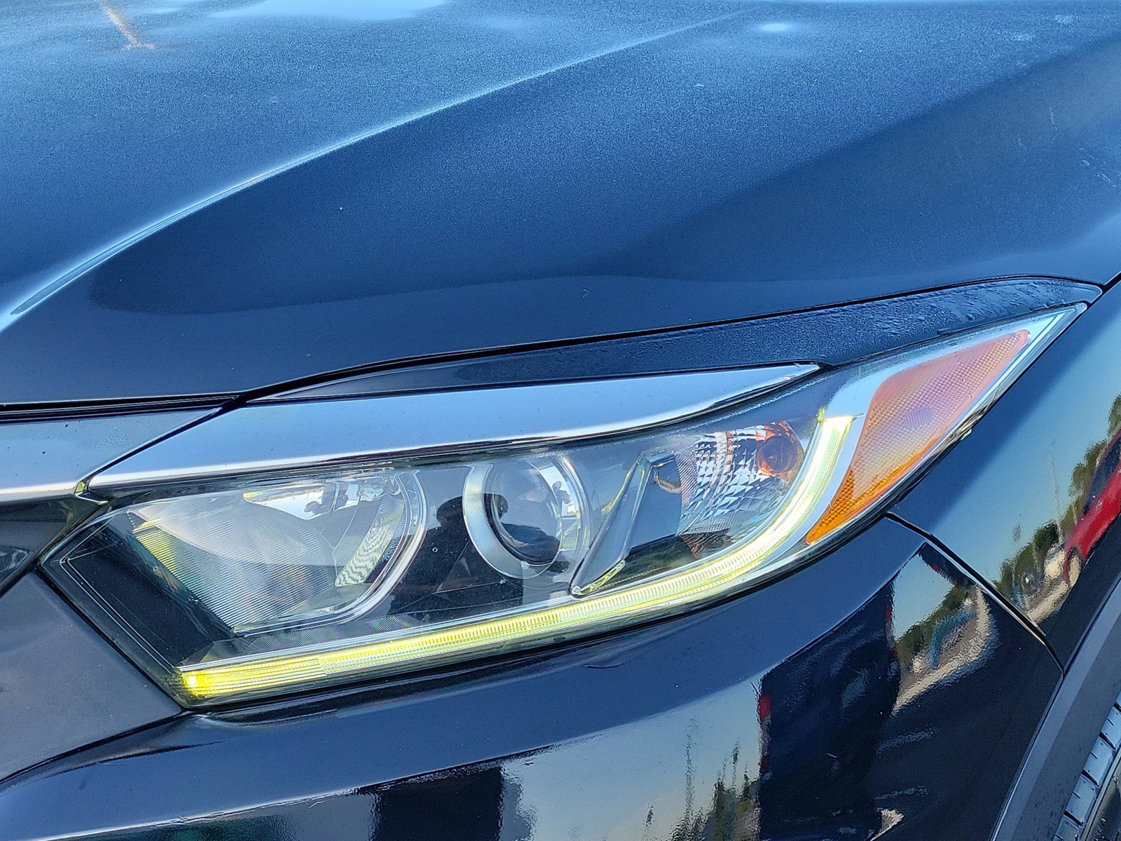 Used 2021 Honda HR-V EX-L image 10