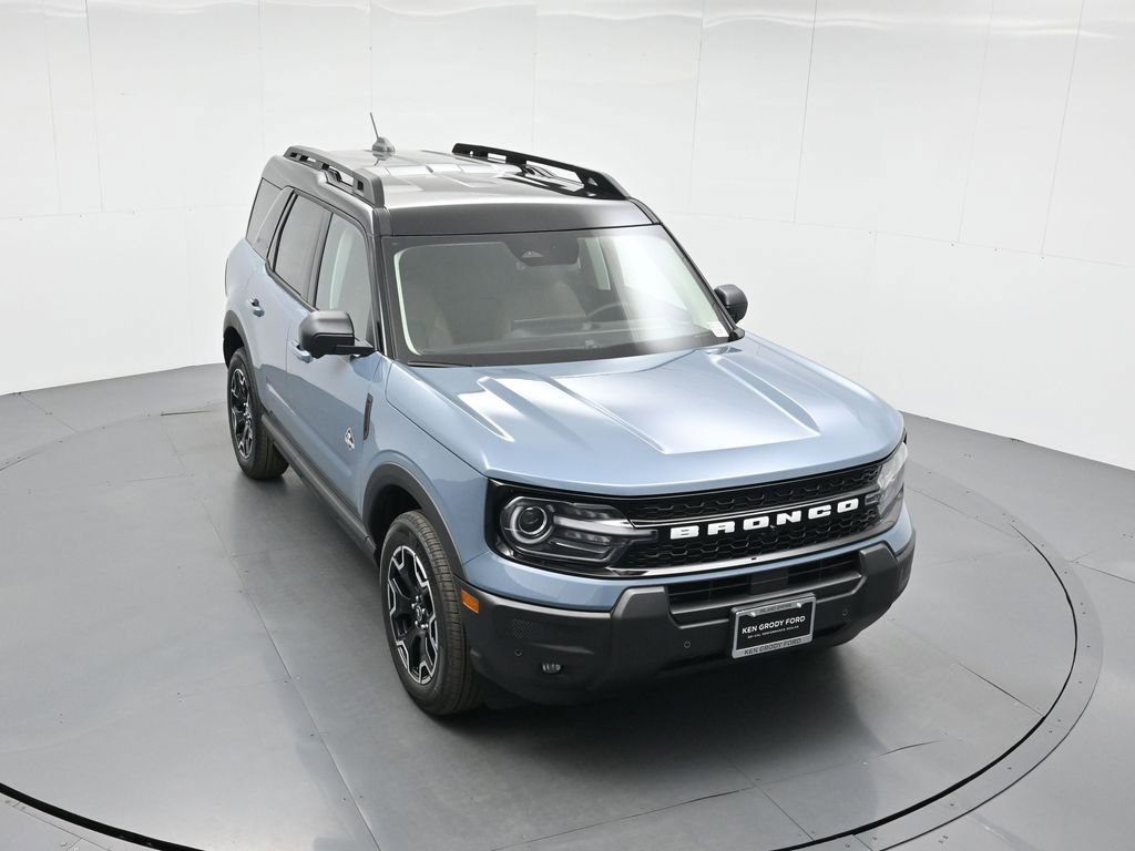 New 2025 Ford Bronco Sport Outer Banks w/ Outer Banks Tech Package+ image 34