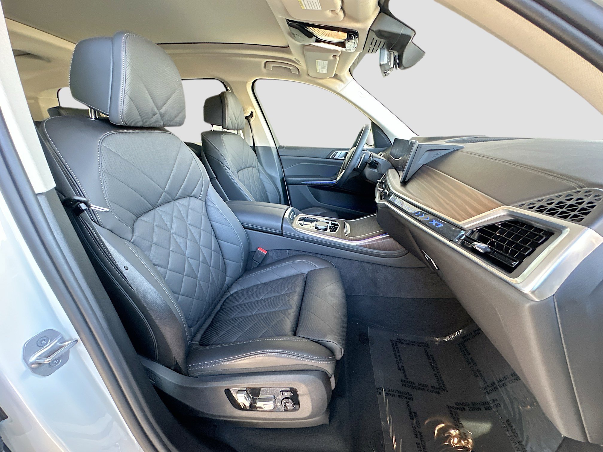 Certified 2024 BMW X7 xDrive40i w/ Parking Assistance Package image 30