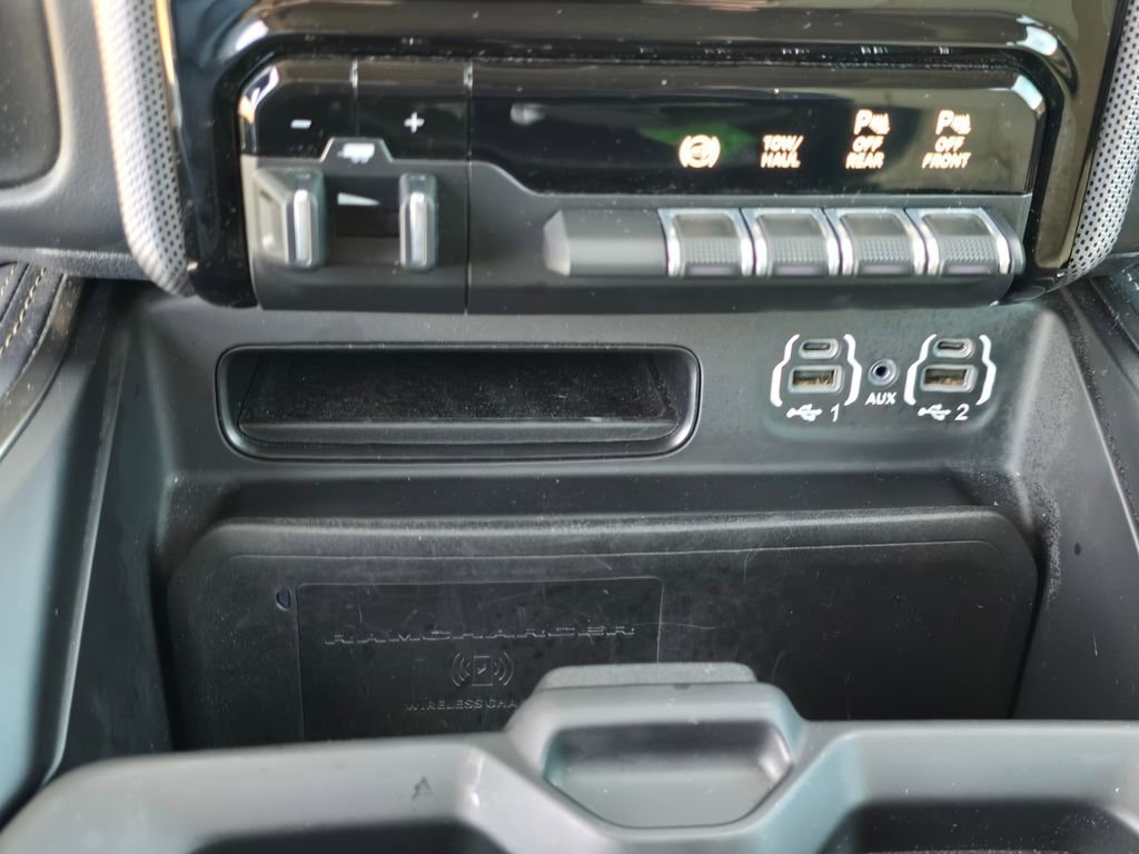 Used 2021 RAM 2500 Limited image 29