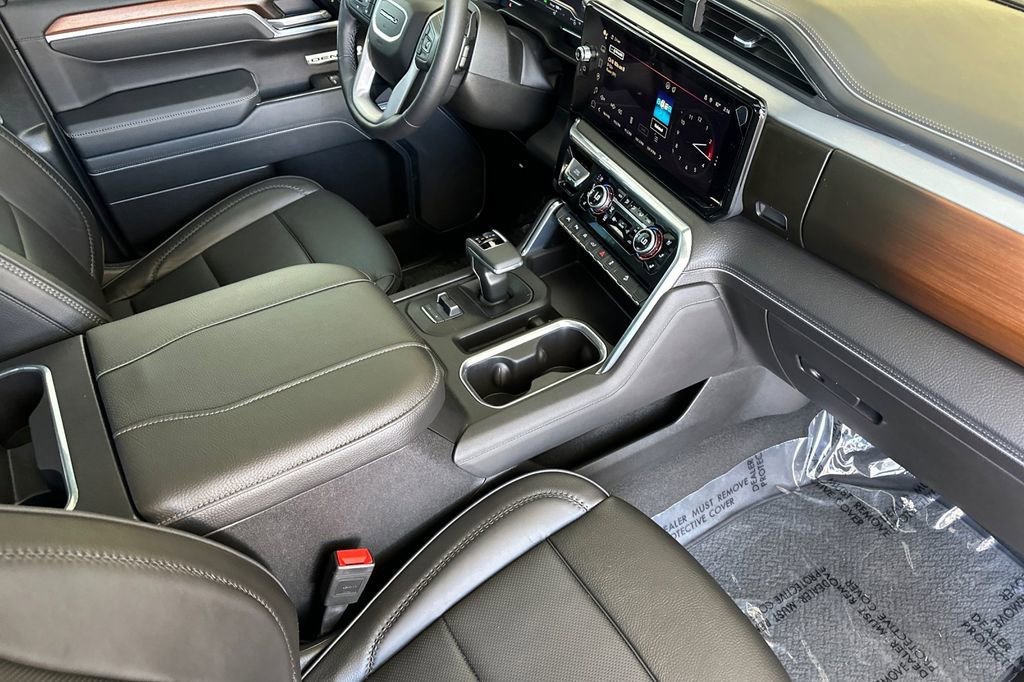 Used 2025 GMC Sierra 1500 Denali AWD/4WD image 15