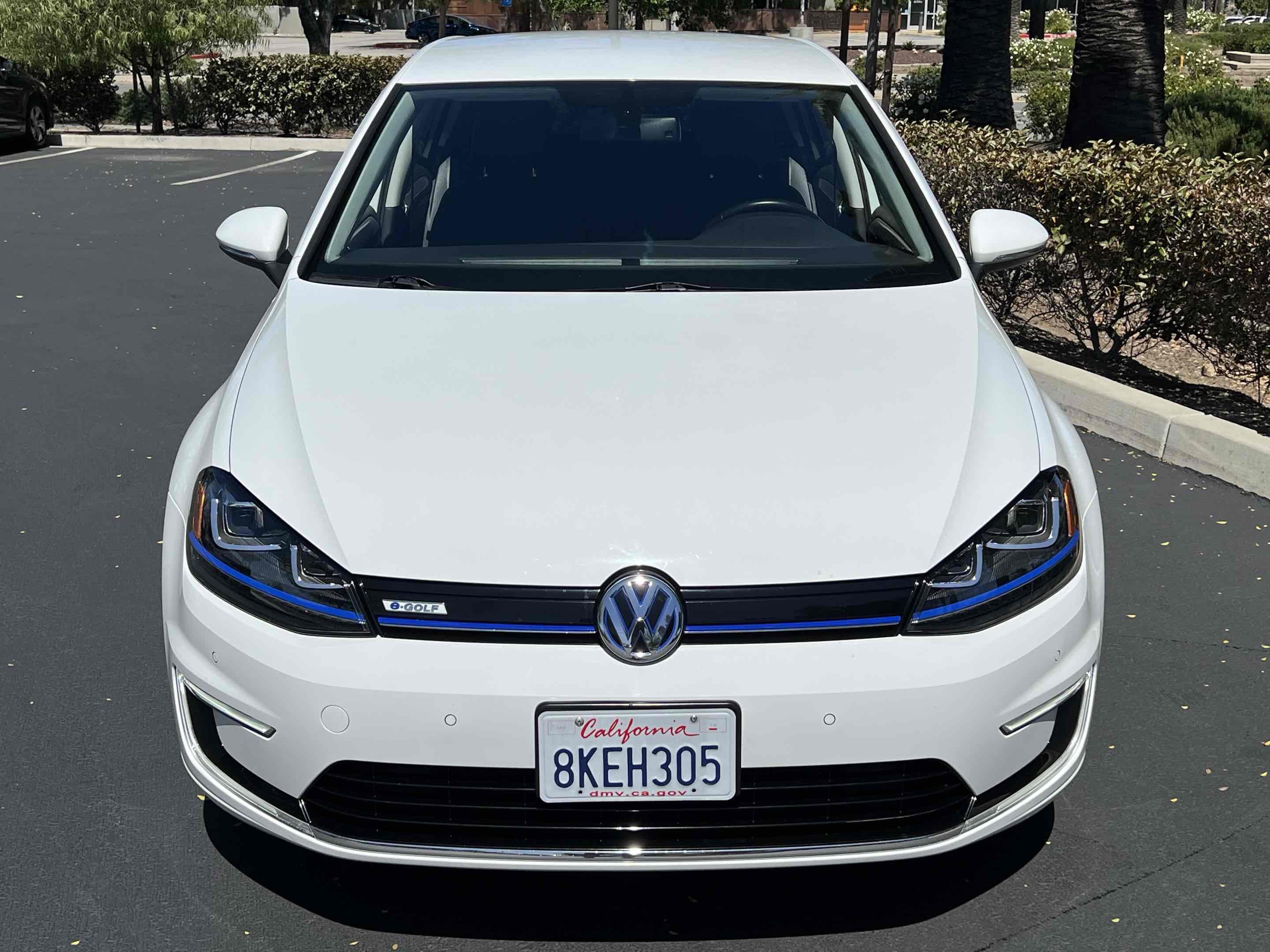 Used 2015 Volkswagen e-Golf SEL Premium FWD image 13
