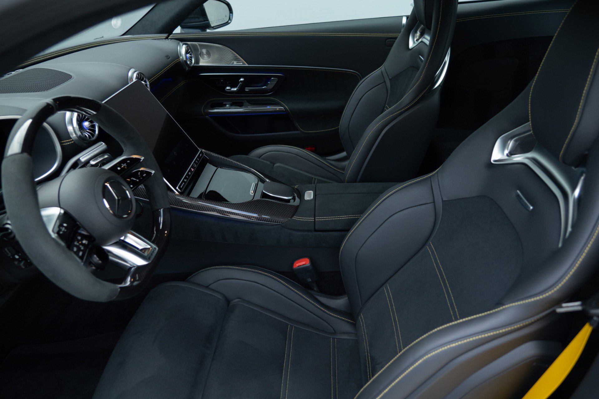 Used 2025 Mercedes-Benz AMG GT 63 S image 40