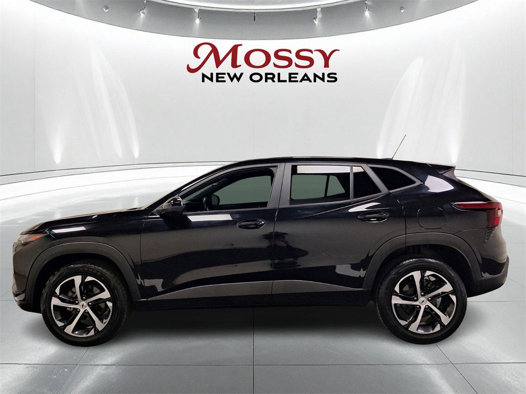 Used 2024 Chevrolet Trax RS w/ Driver Confidence Package image 8