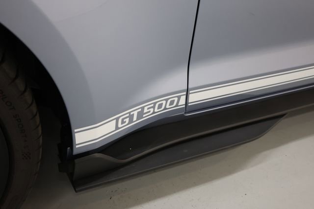Used 2022 Ford Mustang Shelby GT500 w/ Technology Package RWD image 61