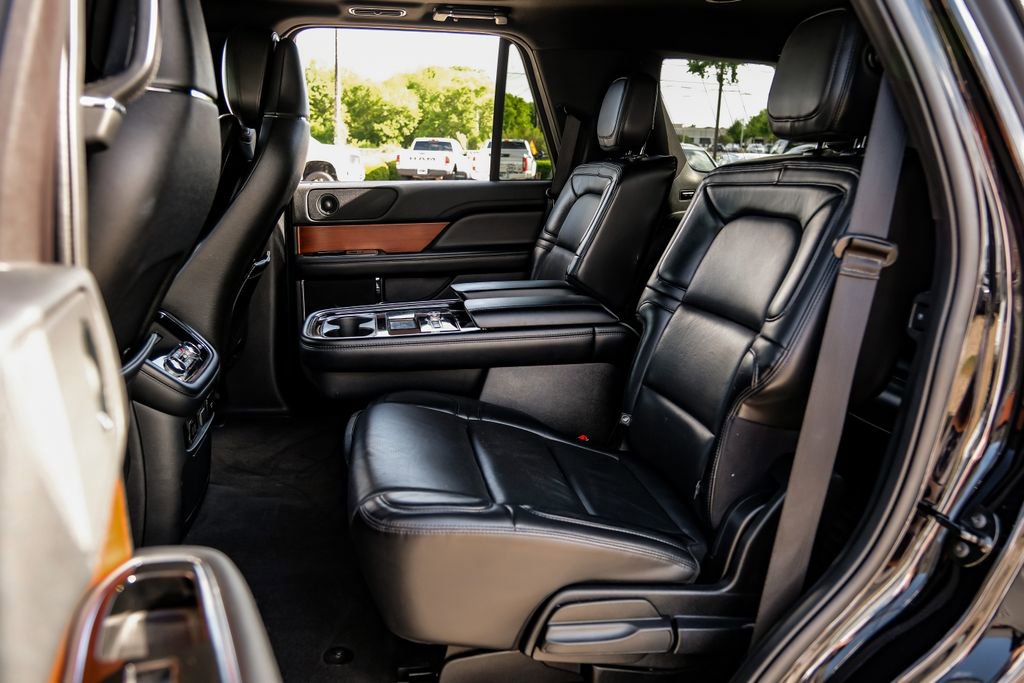 Used 2020 Lincoln Navigator Reserve image 48