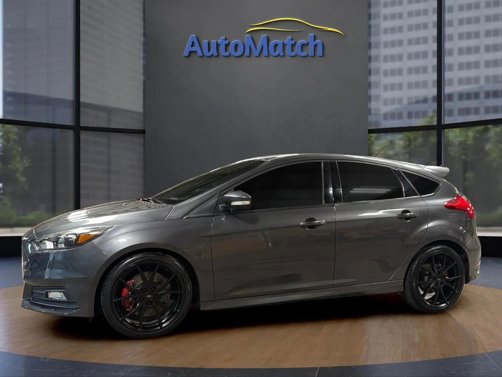 Used 2017 Ford Focus ST w/ Equipment Group 401A image 6