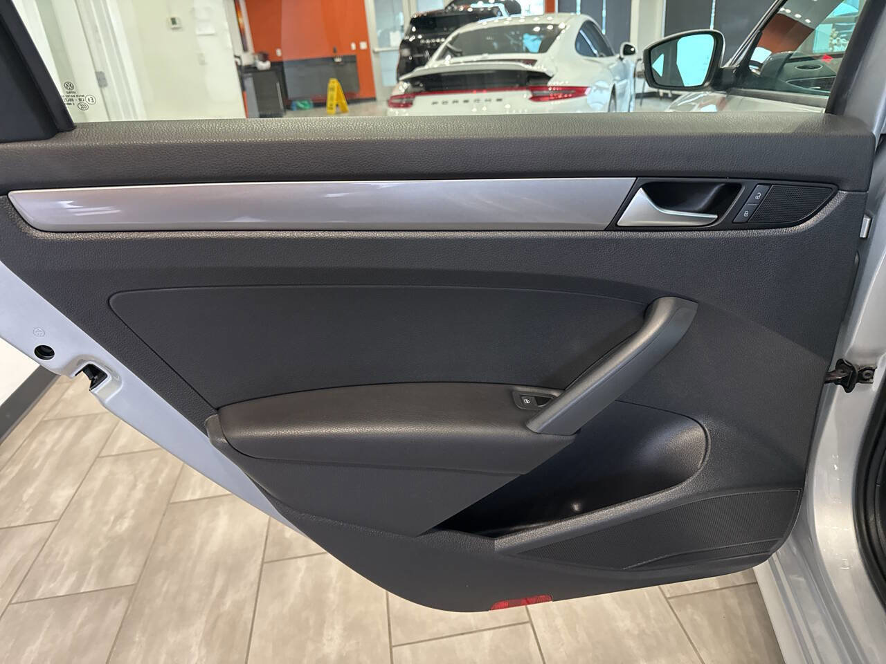 Used 2015 Volkswagen Passat 1.8T S FWD image 23